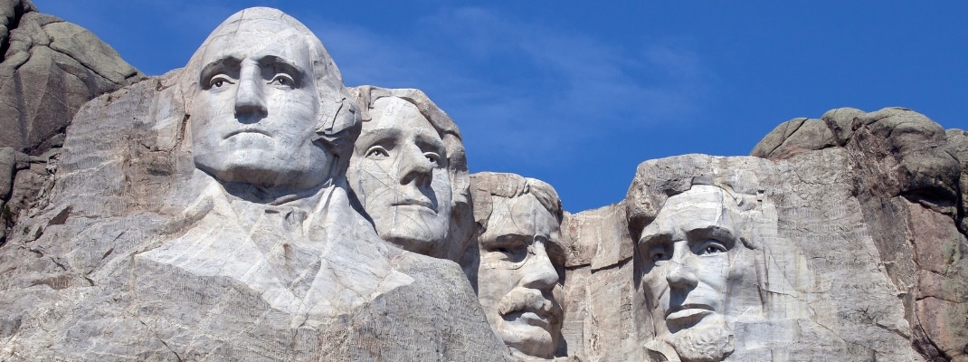 Mount Rushmore National Monument in South Dakota. Summer day with clear skies. 