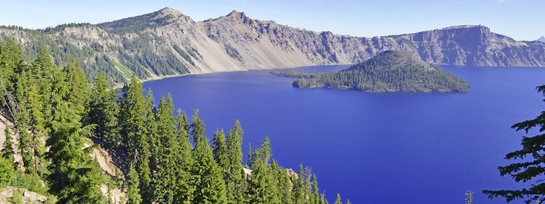 Crater Lake National Park, Oregon, USA 