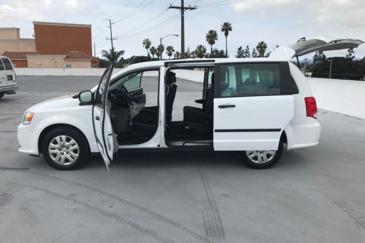 Station Wagon Rental & RV Rentals Travellers Autobarn USA