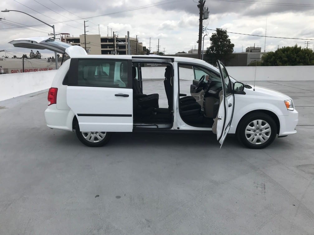 Station Wagon Rental & RV Rentals USA Travellers Autobarn