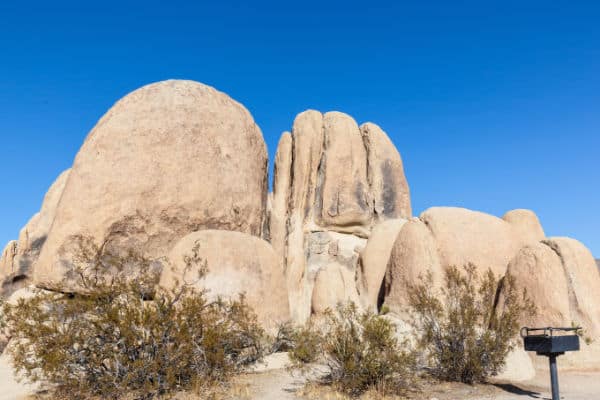 Jumbo Rocks campground in Joshua Tree