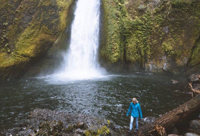Oregon Waterfall-Ben Leo Davis