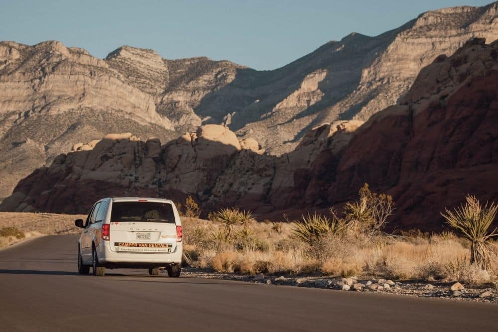 6 Reasons to Rent a Minivan for your Next Road Trip