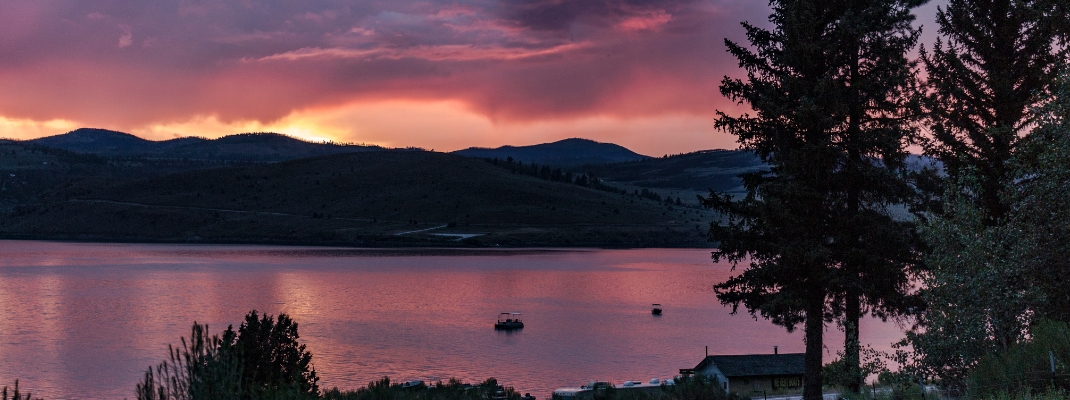 Panguitch Lake Utah offers some gorgeous sunsets in summer