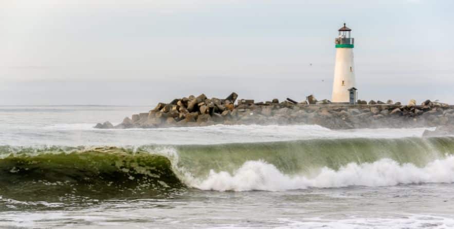 Santa Cruz Breakwater Light (Walton Lighthouse), Pacific coast, California, USA