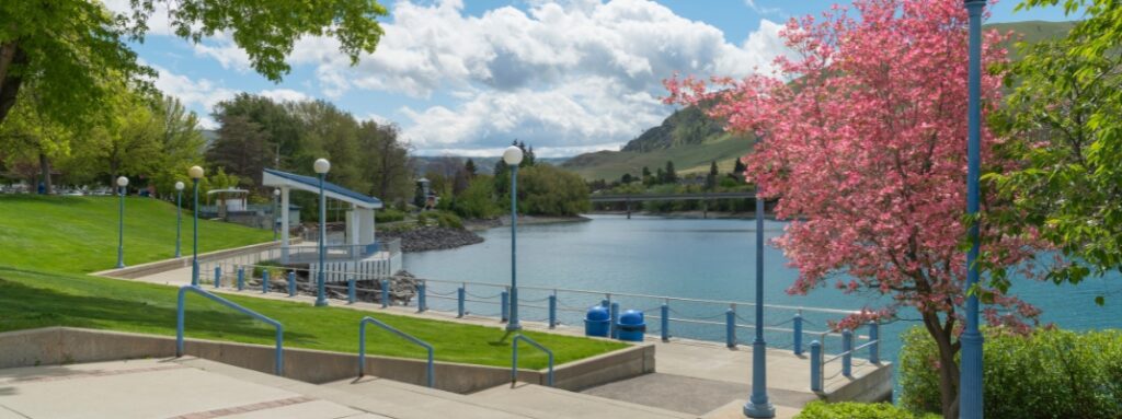 RV Camping Lake Chelan