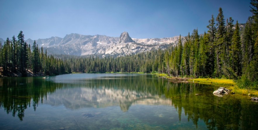 Horseshoe Lake, Mammoth Lakes, California in summer